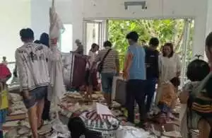 4 Meninggal dan 87 Mobil Ludes Akibat Gedung DPRD Makassar Dibakar Massa