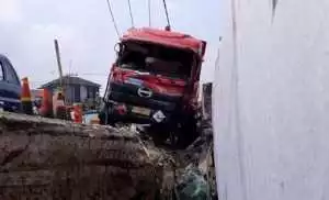 7 Halte Rusak, Hari Ini Seluruh Layanan Bus Transjakarta Dihentikan
