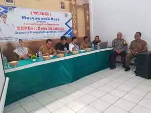 Kapolsek Dramaga Door To Door Laksanakan Program Jumat Curhat, Dengarkan Aduan Keluh Kades/Lurah Dikecamatan Dramaga