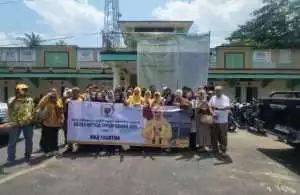 Rika Yulistina Anggota DPRD Kabupaten Sukabumi Komisi IV Fraksi Golkar Serap Aspirasi Warga Desa Citepus Kecamatan Palabuhanratu