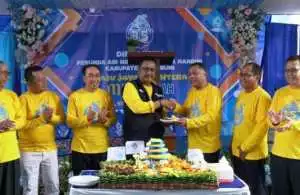 Bupati Sukabumi H.Asep Japar dan Ketua DPRD Kab. Sukabumi Buka Turnamen Piala Putri Nusantara II