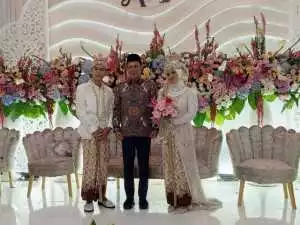 Wabup Bogor Jaro Ade jadi Saksi Pernikahan Amelia, Puteri Tokoh Gunung Dahu H. Ocang