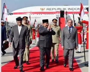 Kunjungan kenegaraan, Prabowo disambut Presiden dan PM Pakistan