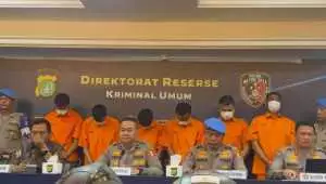 Fakta-fakta kerusuhan di TMP Kalibata: debt collector tewas hingga pembakaran