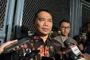Usai Kantornya Digeledah KPK, Khofifah: yang Paham Detail Dana Hibah hanya Sekdaprov dan Bappeda