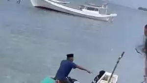 Kapal muatan bantuan tenggelam di Pangkep, camat hingga bidan tewas