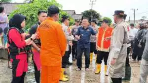 Akibat Curah hujan tinggi Puluhan rumah di Kecamatan Belitang III OKU Timur Terendam banjir
