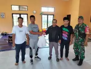 Yogi mengucapkan selamat ulang tahun ke-56 untuk bhabinkamtibmas Polsek Rumpin.