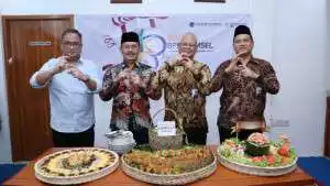 Gudang Pembuatan Lemari Kaca Diduga Belum Kantong Surat Izin.