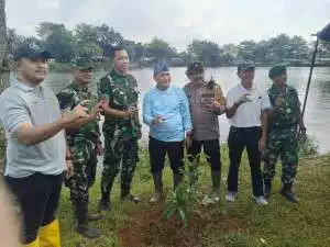 Polsek Cibinong Polres Bogor terima kunjungan SLB Mekar Sari 1 Pabuaran