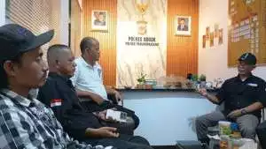 Polsek Cibinong Polres Bogor terima kunjungan SLB Mekar Sari 1 Pabuaran