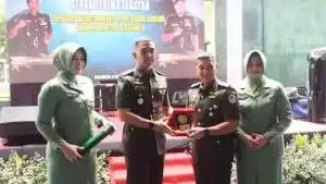 Wabup Sukabumi Tekankan Sinergi Pemda dan TNI dalam Sertijab Danyonif 310/Kidang Kencana