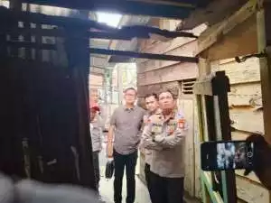 Karo SDM Polda Sumsel Tinjau Lokasi Bedah Rumah dalam Rangka Hari Bhayangkara ke-80