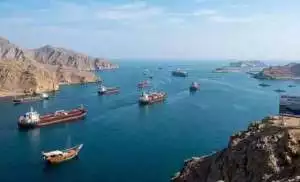 Negosiasi dengan Iran, Trump prioritaskan pembukaan Selat Hormuz