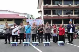 Kapolda Sumsel Serahkan Ratusan Kendaraan Curian, Tegaskan Polri Tidak Bisa Bekerja Sendiri