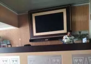 Efisiensi Dipertanyakan, Kepala Bapenda Sumsel Perintahkan Matikan AC dan Lampu di Lobi Saat Jam Kerja
