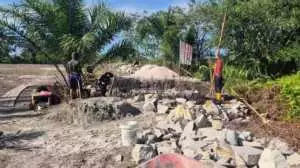 Masyarakat Gembira, Jembatan Garuda Mulai Dibangun