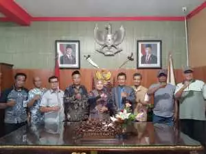 Kolaborasi Departemen Kesehatan dan Departemen Jasa Usaha Lembaga Aliansi Indonesia