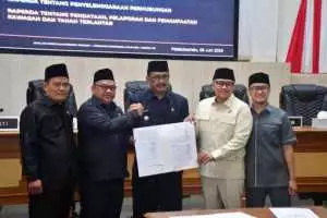 DPRD dan Pemkab Sukabumi Sepakati Dua Raperda Strategis, Bupati Asep Japar: Perkuat Pembangunan dan Kesejahteraan Masyarakat