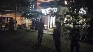 Usai geledah 12 lokasi, Polda Metro dijaga ketat Brimob bersenjata lengkap