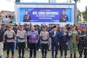 Dari Ojol hingga Buruh, Ribuan Elemen Masyarakat Deklarasikan Sabuk Kamtibmas Palembang