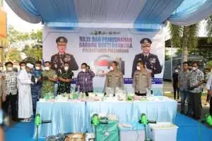 Selamatkan 38 Ribu Jiwa, Kapolda Sumsel Pimpin Pemusnahan Belasan Kilogram Sabu di Palembang