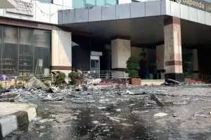 Hotel Pullman Jakarta Barat Terbakar