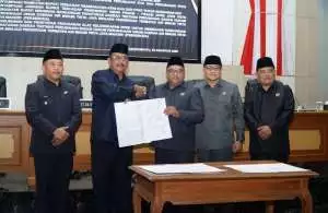 Rapat Paripurna ke-12 DPRD Kabupaten Sukabumi Bahas KUA-PPAS 2027 dan Perubahan APBD 2026
