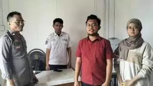 Gercep Polsek Cibinong, Sepasang Pengantin Baru Kehilangan Dompet Dan Kehabisan Uang Ongkos