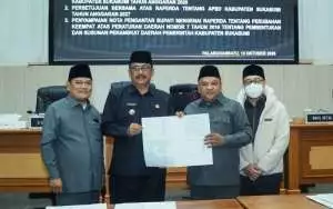 Bupati Sukabumi Tekankan Pengelolaan Anggaran yang Akuntabel dalam Paripurna DPRD