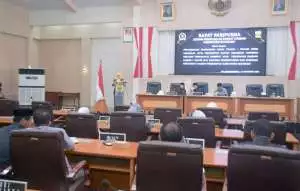 Wabup Andreas Hadiri Paripurna DPRD Sukabumi, Tujuh Fraksi Sampaikan Pandangan atas Perubahan Susunan Perangkat Daerah
