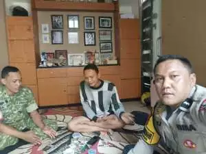 Pererat Kebersamaan, Satgas TMMD Bersama Warga Gotong Royong Pembuatan Drainase