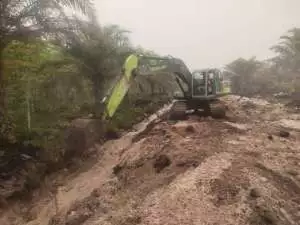 Maksimalkan Pengerjaan Drainase Sasaran TMMD, Alat Berat Dikerahkan