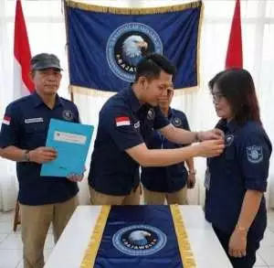 KTA Simbol Tanggung Jawab - Sekjen RAJAWALI Batam: Tunjukkan Kinerja Nyata untuk Masyarakat