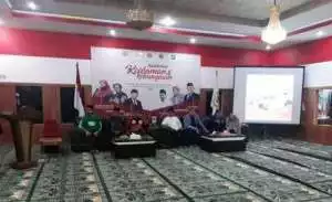 Seminar Keislaman dan Kebangsaan di Masjid Banyubiru Aliansi Indonesia